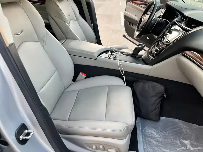 كاديلاك CTS 2016 شد بلد وكاله مصين كامل 43