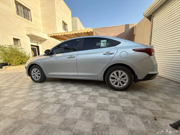 أكسنت لون فضي نظيفة جدا موديل 23 ممشى 63 فقط 2