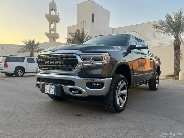 دوج رام ليمتد ممشى قليل 0