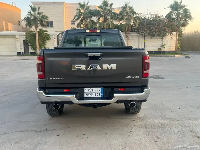 دوج رام ليمتد ممشى قليل 8