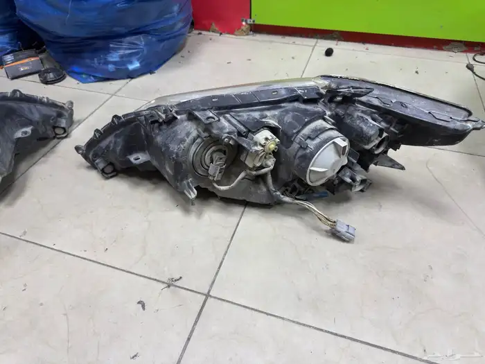 شمعات امامي لكزس es350 وكاله مستخدم من مديل 2013 إلى 2015 3