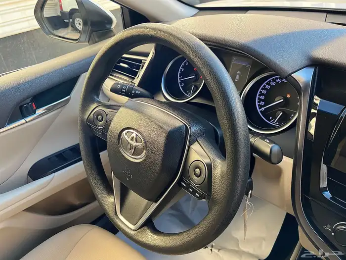 كامري 2022 LE عداد 78 الف 19