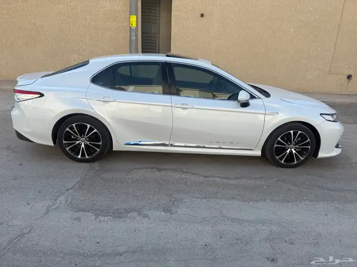 كامري 2020فل كامل هايبرد 6