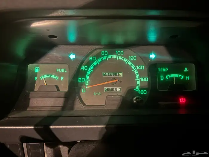 باص بضاعه ميتسوبيشي 2007 5