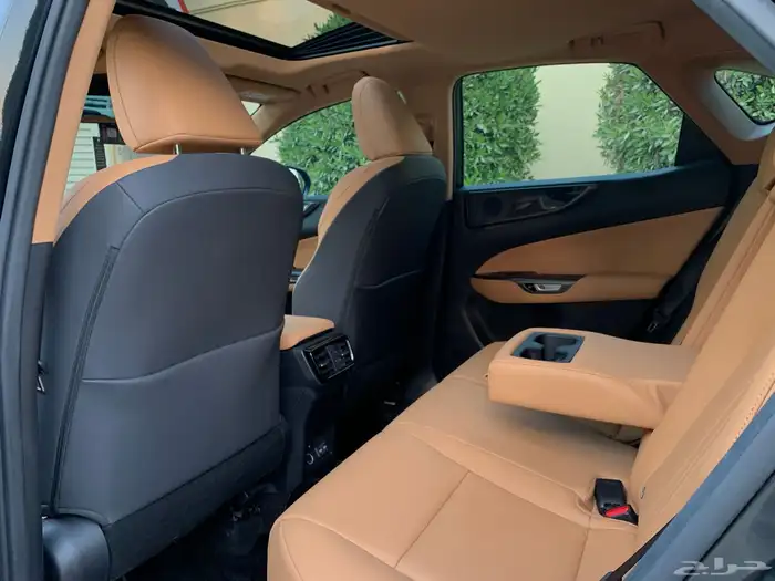 لكزس NX350 2022 عداد قليل 21