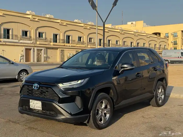 Rav4 Hybrid 4x2 2023 for Sale 1