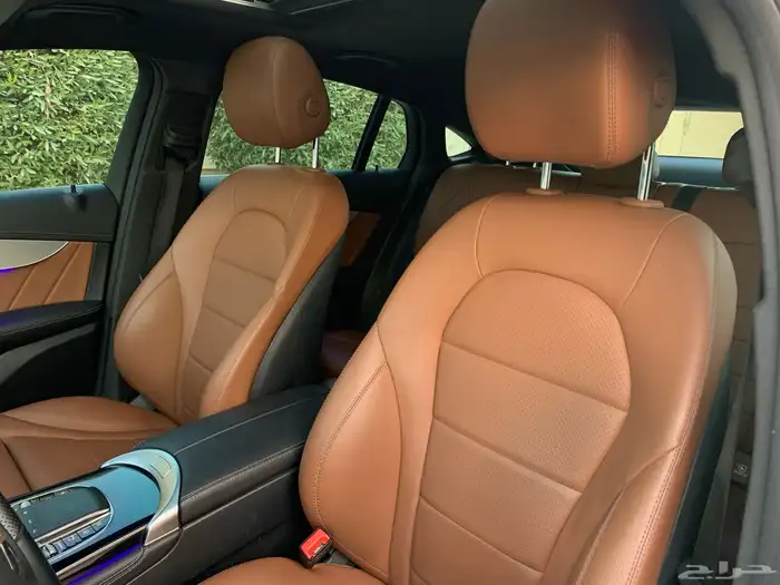 مرسيدس GLC200 موديل 2020 بحالة الوكاله ممشى 63 الف 27