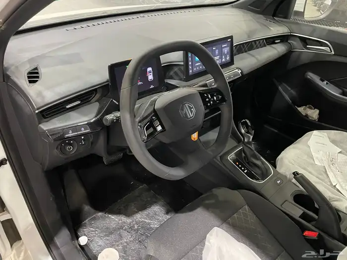 إم جي 3 - استاندر سعودي ( بنزين) 1.5L 11