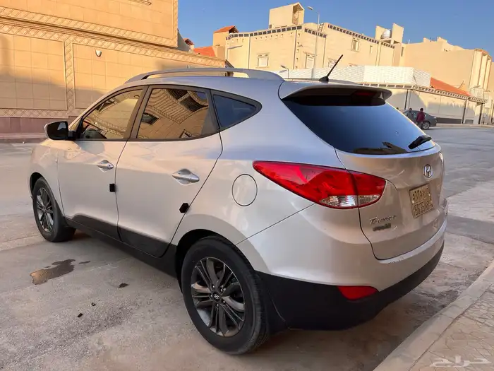 توسان 2015 نص فل 4