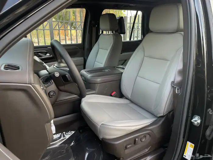 جي ام سي يوكن SLT 2023 فل كامل نظيف جدا بحال الوكاله 14