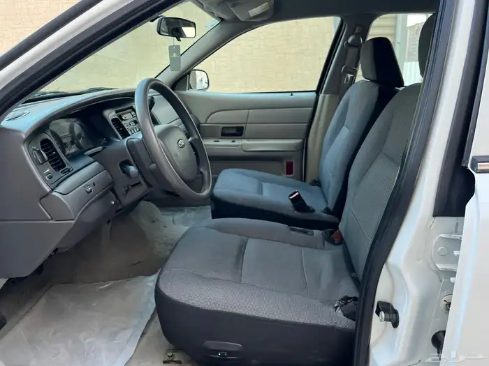 فورد فكتوريا 2006 عداد 57 الف 6