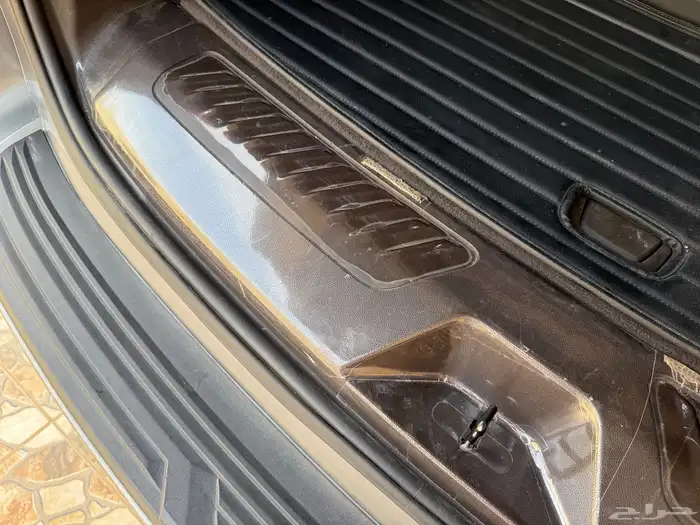 جمس يوكن المديل 2023 قصير دبل SEL سعودي اللون سمنتي 78