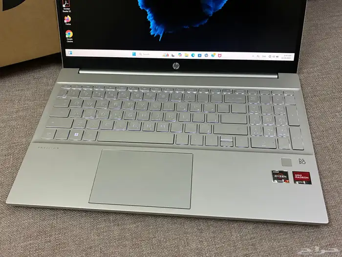 لابتوب إتش بي بافليون معالج رايزن 7 نظيف كامل اغراضه 3