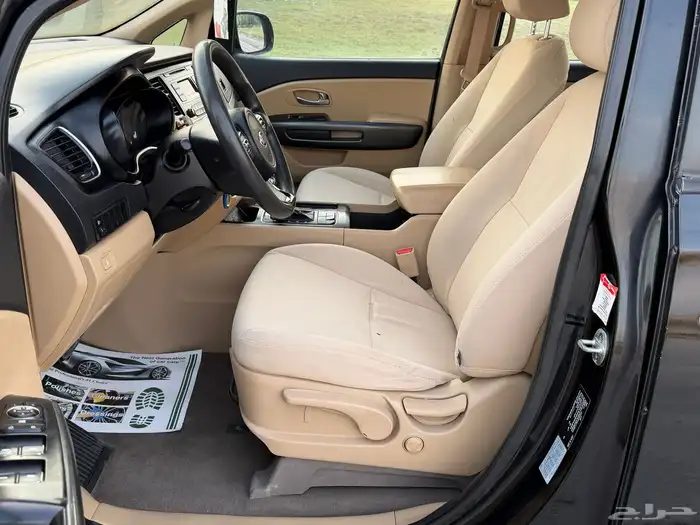 كيا كارنفال 2015 للبيع نضيفه 24