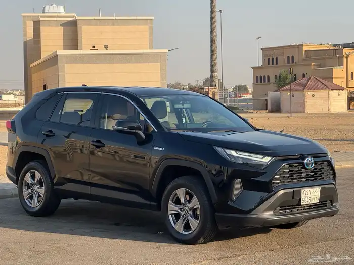 Rav4 Hybrid 4x2 2023 for Sale 2