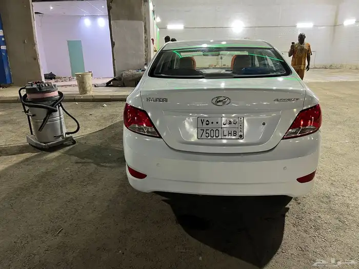 اكسنت 2012 قير عادي 2