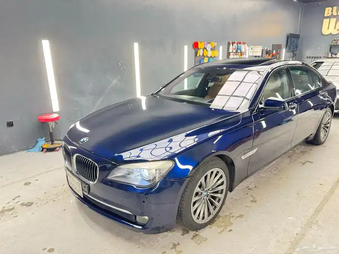 BMW 2011 مقاس 750 9