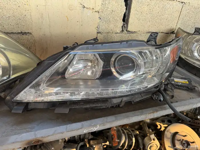 اغراض لكزس من مديل 2000 الى 2015 9