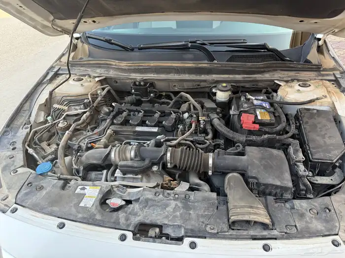 للبيع هوندا اكورد 2018 16