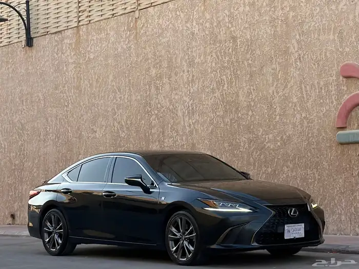 لكزس es350 fsport موديل 2021 6