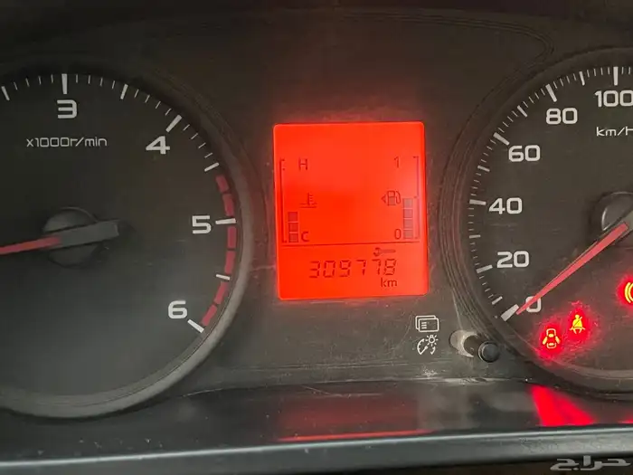 ميتسوبيشي 200L غماره 2 حبه موديلات 2020 2021 ديزل 25