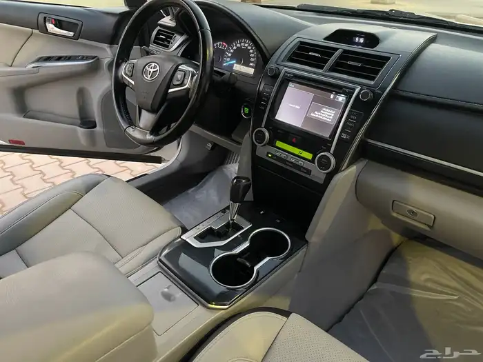 تايوتا كامري 2016 10