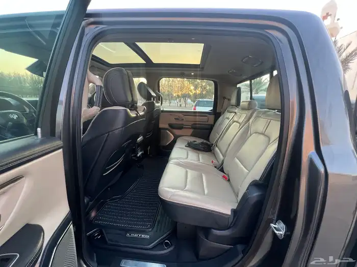 دوج رام ليمتد ممشى قليل 19