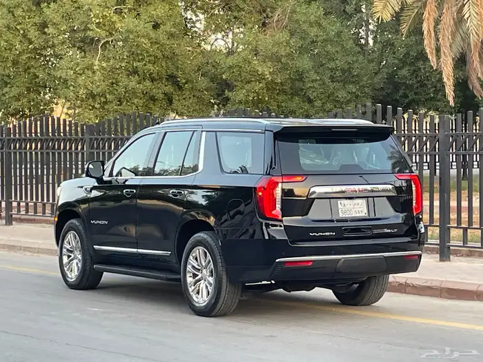 جي ام سي يوكن SLT 2023 فل كامل نظيف جدا بحال الوكاله 8