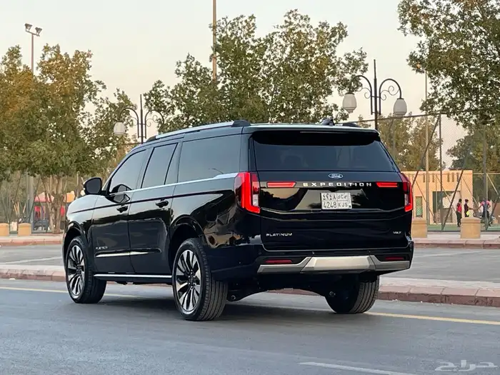 فورد اكسبديشن بلاتينيوم 2025 فل كامل بحال الوكاله 6