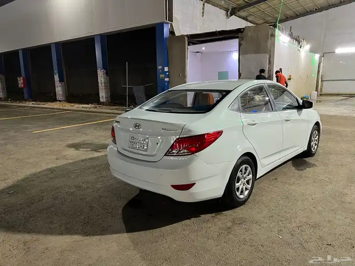 اكسنت 2012 قير عادي 1