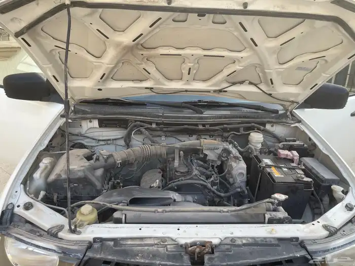 ميتسوبيشي L200 بنزين 2015 ممشى قليل 28
