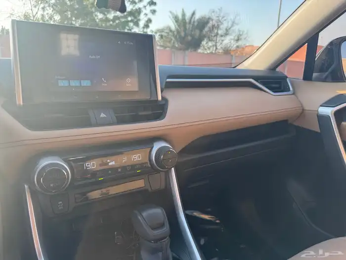 Rav4 Hybrid 4x2 2023 for Sale 12