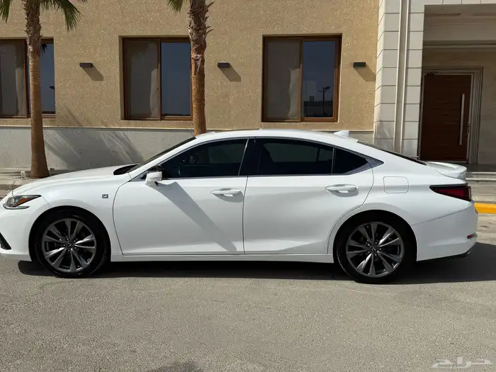 لكزس es 350 مديل 2020 f سبورت 34