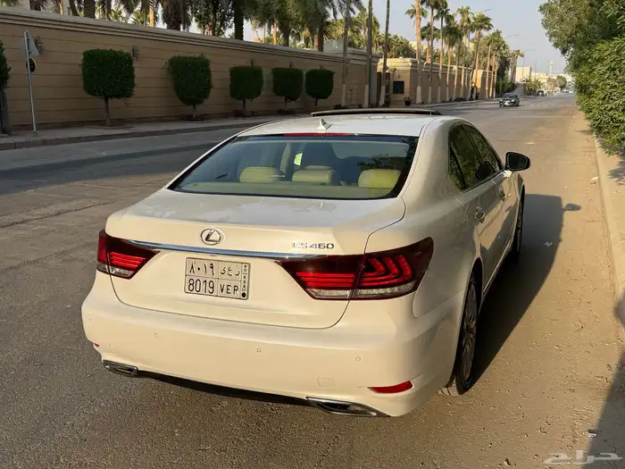 لكزس LS460 2013 2