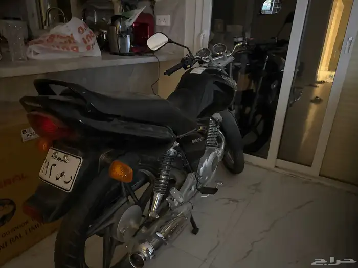 دباب سوزوكي EN125-2A الموتر وكالة ماشي 777كم 0