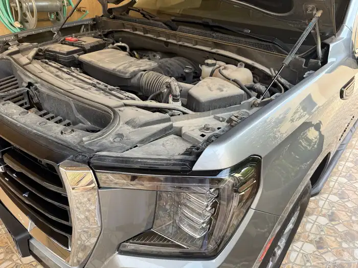 جمس يوكن المديل 2023 قصير دبل SEL سعودي اللون سمنتي 89