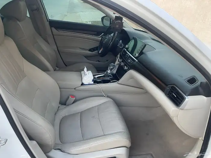 اكورد 2018 سبورت 1.5 فل كامل 9