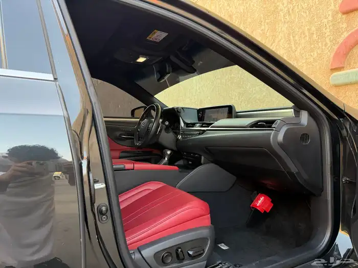 لكزس es350 fsport موديل 2021 37
