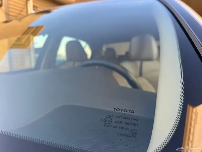 كامري 2022 LE عداد 78 الف 6