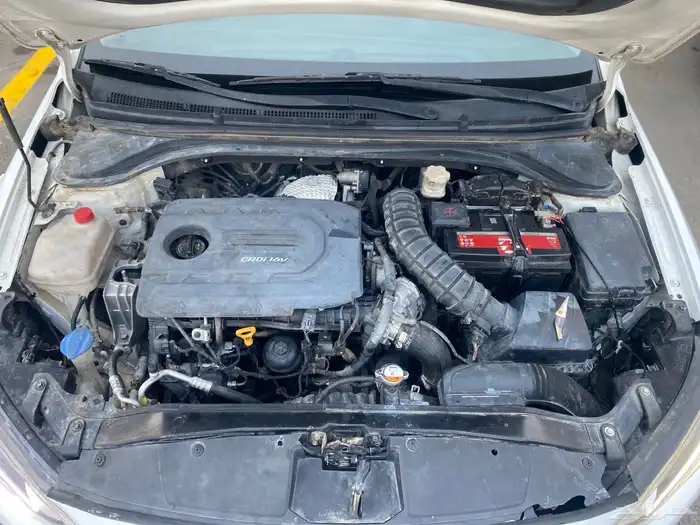 النترا أفينتي 2016 ديزل 10