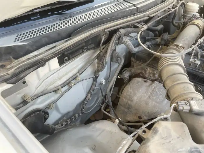 ميتسوبيشي L200 بنزين 2015 ممشى قليل 25