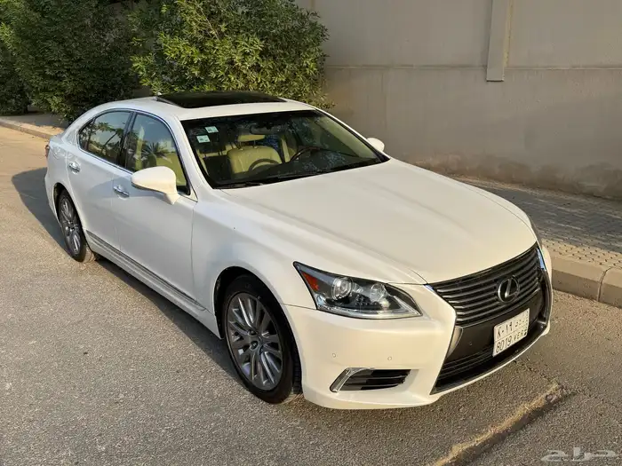 لكزس LS460 2013 6
