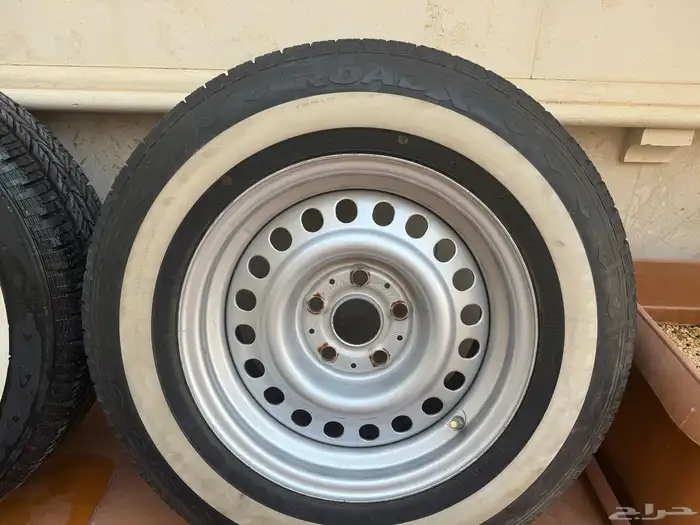 كفرات خط وجنوط مرسيدس 4