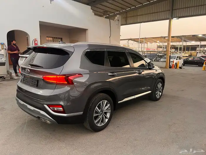 سنتافي 2020 (ديزل) 7مقاعد وارد كوريا 0