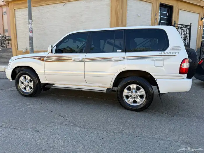 صالون 2007 ماشي 375 سته سلندر قير عايدي. 2