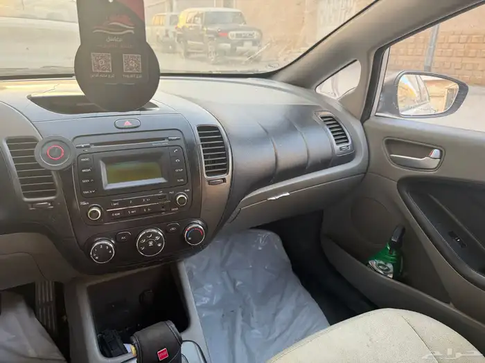 سياره كيا سيراتو البيع 8