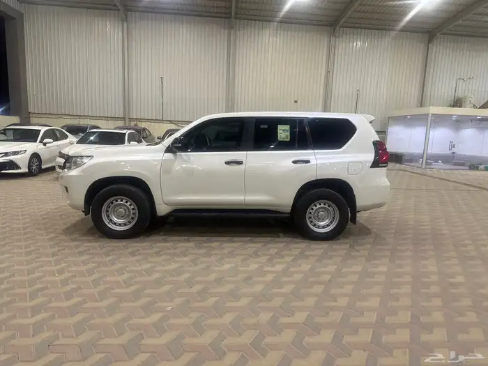 برادو 2019 اربع سرندل بنزين بحالة الوكالة 1