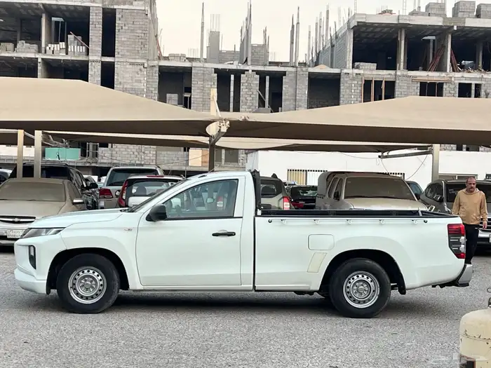 ميتسوبيشي 200L غماره 2 حبه موديلات 2020 2021 ديزل 4