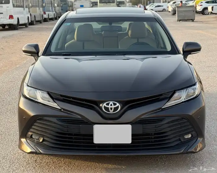 تويوتا كامري GLE بنزين 2020 0