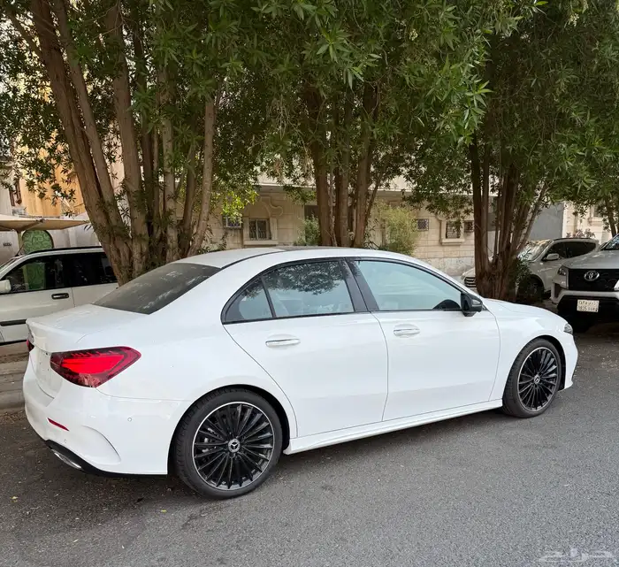 للبيع للبيع مرسيدس بريميوم 200 A. موديل 2026 2